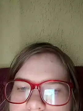 Moonolighta online show from October 2025 08:38:02 AM