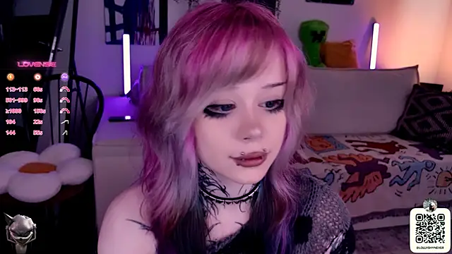 Lollyshy online show from October 2025 11:23:01 AM