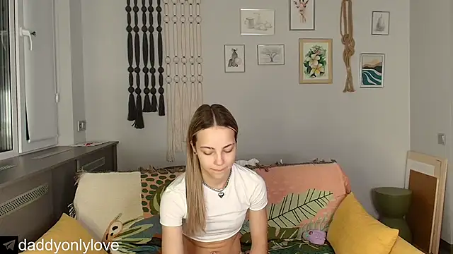 Snapshot of daddyonlyloveme chatting on November 2025 09:19:01 PM daddyonlyloveme online show from November 2025 09:19:01 PM