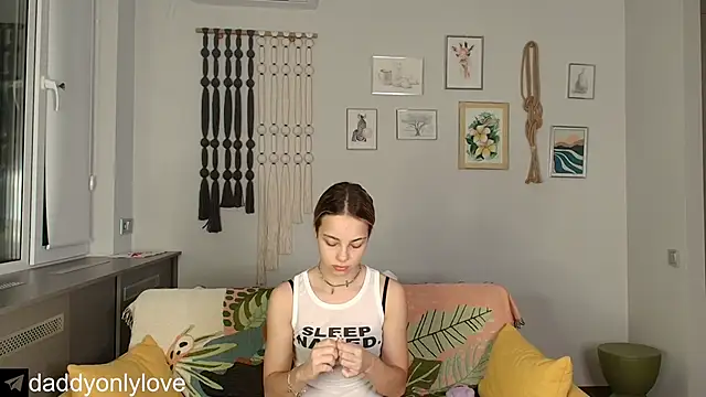 Snapshot of daddyonlyloveme chatting on November 2025 09:09:02 PM daddyonlyloveme online show from November 2025 09:09:02 PM