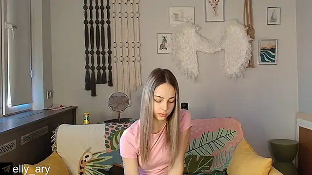 Snapshot of daddyonlyloveme chatting on December 2025 09:21:02 PM daddyonlyloveme online show from December 2025 09:21:02 PM