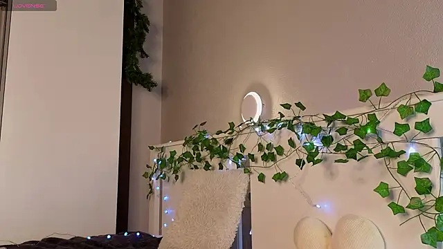 BlushinBloom online show from February 2026 06:33:01 AM