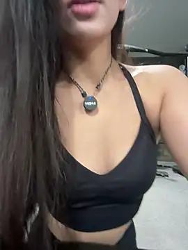 jiajia L online show from February 2026 01:08:01 PM