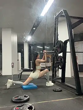 jiajia L online show from March 2026 12:20:02 PM