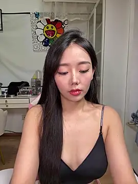 jiajia L online show from September 2025 02:01:01 PM