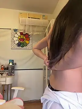 Snapshot of jiajia_L chatting on December 2025 06:45:02 AM jiajia L online show from December 2025 06:45:02 AM