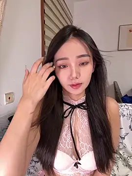 jiajia L online show from September 2025 01:06:01 PM