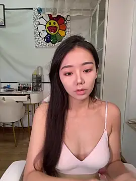 jiajia L online show from September 2025 12:34:02 PM