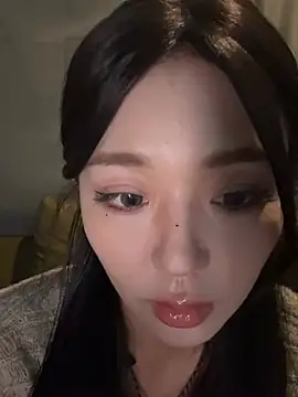 jiajia L online show from March 2026 10:57:01 AM