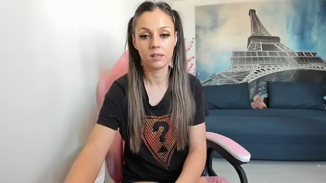 RheaEtthan online show from March 2026 11:39:02 AM