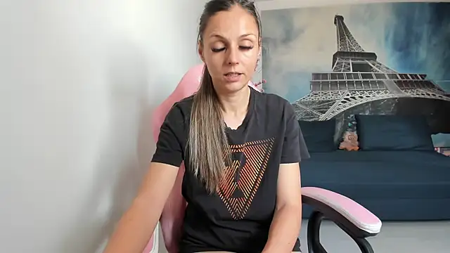 RheaEtthan online show from April 2026 10:33:02 AM