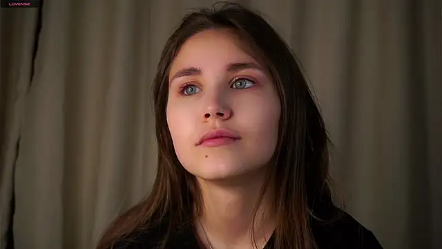 EthalFlowers online show from November 2025 10:54:01 PM