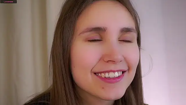 EthalFlowers online show from December 2025 12:57:02 AM