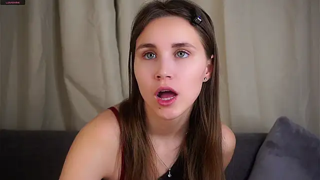 EthalFlowers online show from November 2025 01:31:02 AM