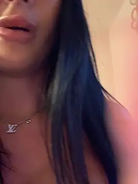 AriannaIsabellax online show from February 2026 04:48:02 PM