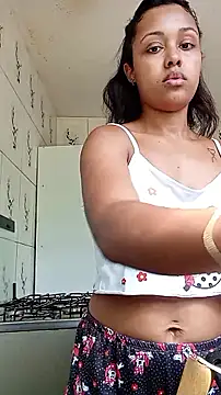 indiazinhabella27 online show from February 2026 05:31:02 PM