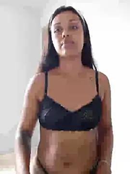 indiazinhabella27 online show from February 2026 03:25:02 PM