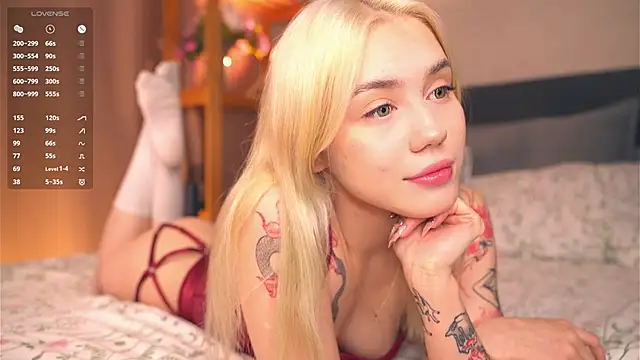 Snapshot of LilianBenskin chatting on November 2025 06:50:02 AM LilianBenskin online show from November 2025 06:50:02 AM