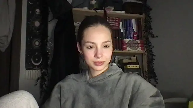 Yuna5343 online show from April 2026 09:39:33 PM