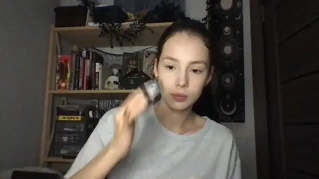 Yuna5343 online show from March 2026 09:44:02 PM