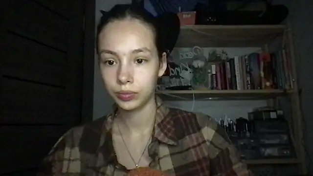 Yuna5343 online show from September 2025 08:34:01 PM