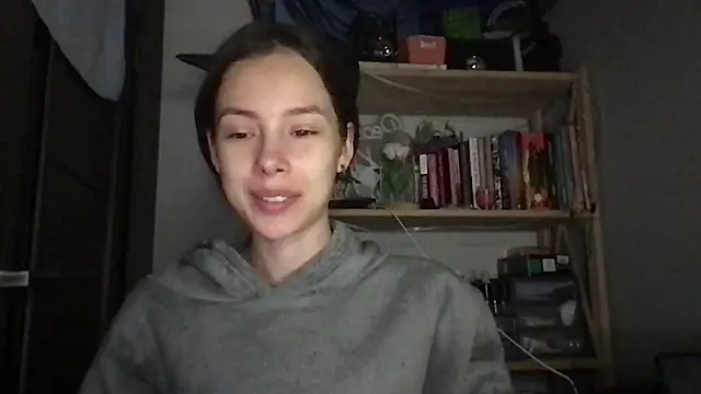 Yuna5343 online show from October 2025 09:27:02 PM