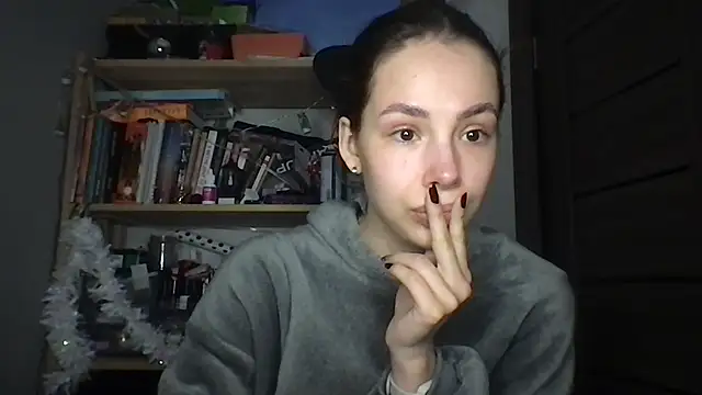 Yuna5343 online show from January 2026 08:25:02 PM