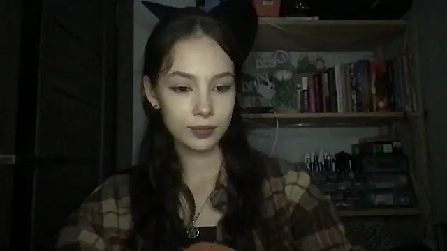 Yuna5343 online show from September 2025 10:37:02 PM