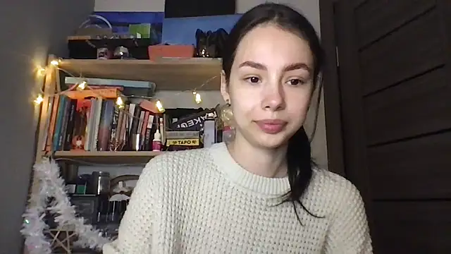 Yuna5343 online show from December 2025 09:48:02 PM