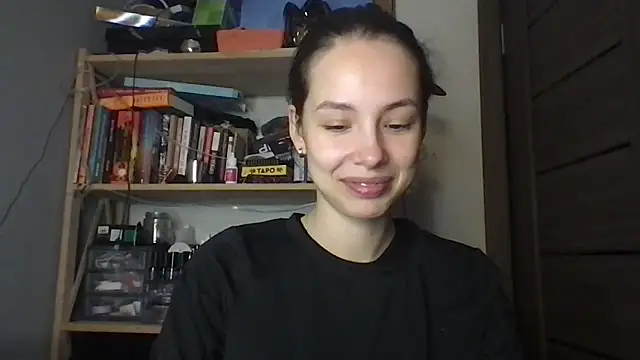 Yuna5343 online show from December 2025 08:23:02 PM