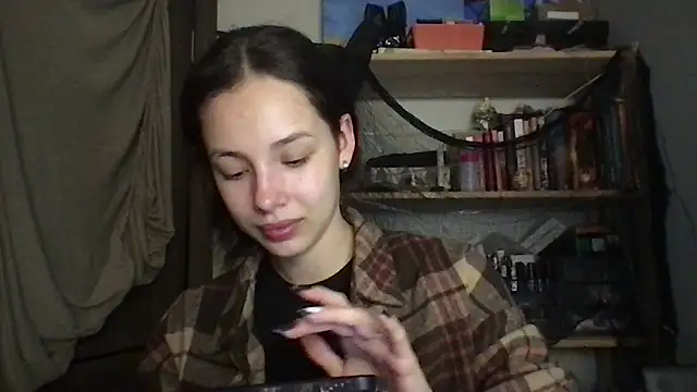 Snapshot of Yuna5343 chatting on November 2025 09:51:01 PM Yuna5343 online show from November 2025 09:51:01 PM