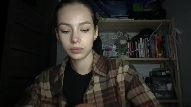 Yuna5343 online show from October 2025 09:25:02 PM