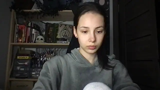 Yuna5343 online show from February 2026 08:38:01 PM