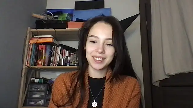 Snapshot of Yuna5343 chatting on November 2025 12:33:01 AM Yuna5343 online show from November 2025 12:33:01 AM