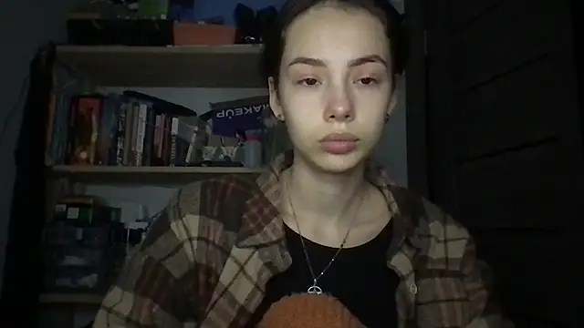 Snapshot of Yuna5343 chatting on November 2025 10:35:01 PM Yuna5343 online show from November 2025 10:35:01 PM