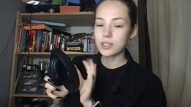 Snapshot of Yuna5343 chatting on December 2025 08:14:02 PM Yuna5343 online show from December 2025 08:14:02 PM