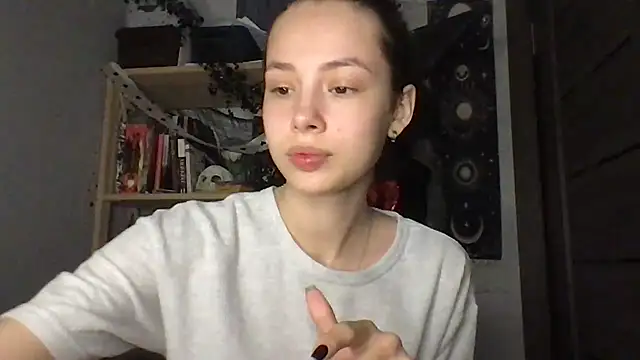 Yuna5343 online show from February 2026 08:27:02 PM