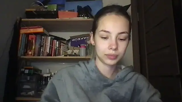 Snapshot of Yuna5343 chatting on November 2025 07:36:02 PM Yuna5343 online show from November 2025 07:36:02 PM