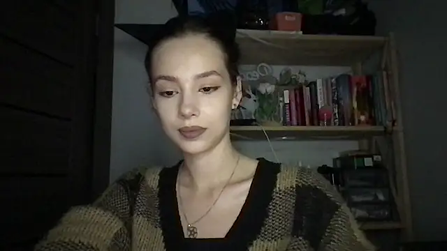 Yuna5343 online show from September 2025 09:54:02 PM