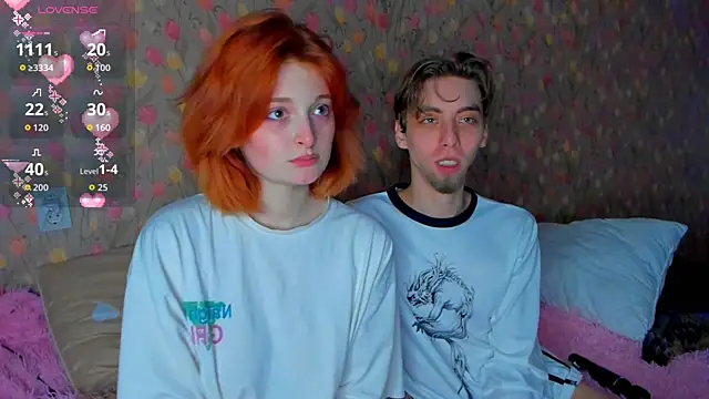 Snapshot of Squirrel_Bunny chatting on December 2025 04:01:01 PM Squirrel Bunny online show from December 2025 04:01:01 PM