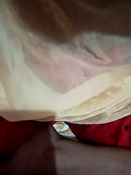 kaviyaponnu0987 online show from December 2025 08:14:01 PM