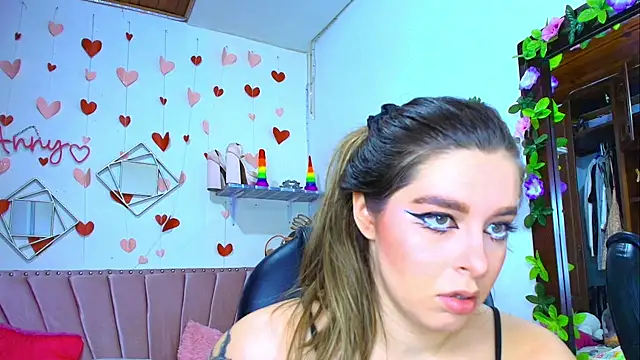 Anny Hurtado online show from October 2025 08:26:01 AM