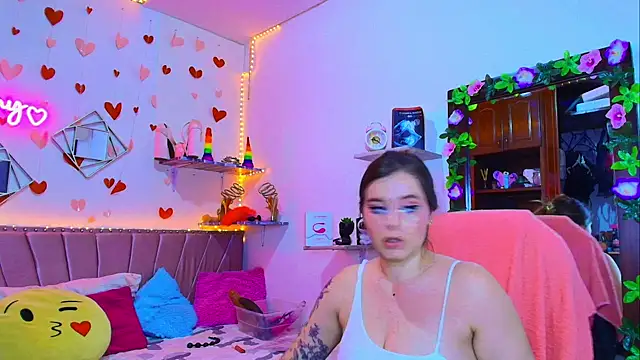 Anny Hurtado online show from October 2025 06:51:01 AM