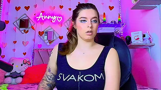 Anny Hurtado online show from October 2025 08:16:01 AM