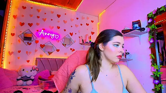 Anny Hurtado online show from September 2025 08:08:02 AM
