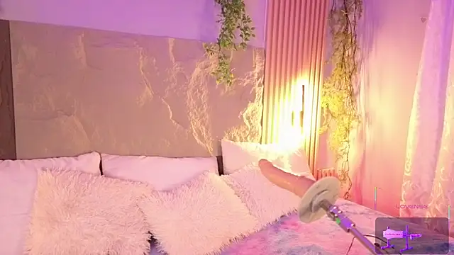 Lolalewis777 online show from January 2026 08:24:02 PM