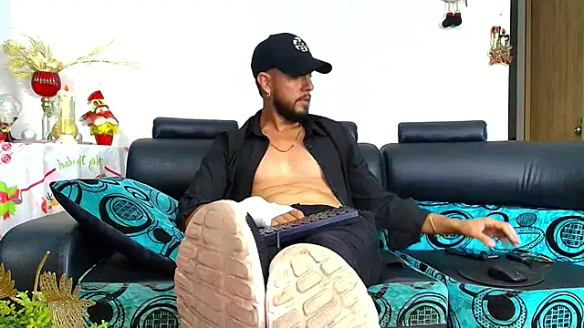 Snapshot of DaveSoldier chatting on January 2026 11:11:02 PM DaveSoldier online show from January 2026 11:11:02 PM