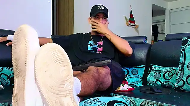 Snapshot of DaveSoldier chatting on January 2026 05:00:02 AM DaveSoldier online show from January 2026 05:00:02 AM