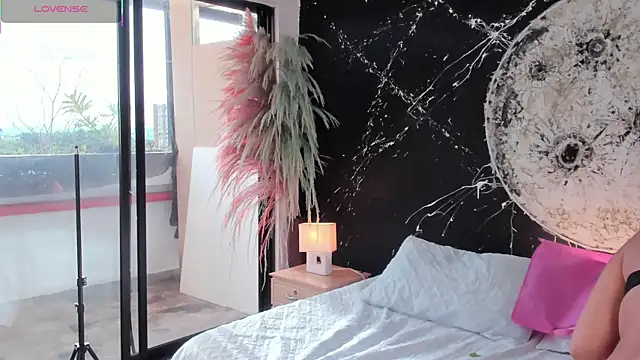 ShaniaDaniels online show from December 2025 08:55:01 PM