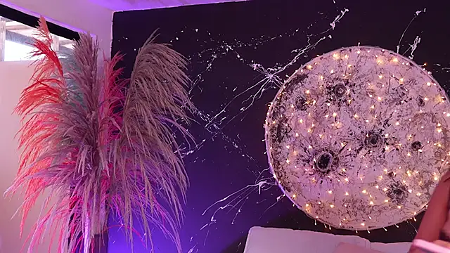 ShaniaDaniels online show from November 2025 09:15:02 PM